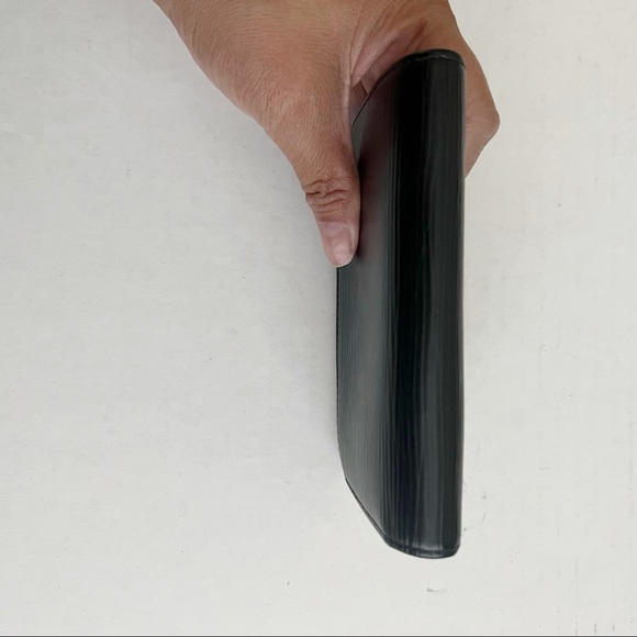 Authentic LOUIS VUITTON Black Epi French Purse Wallet Leather - Picture 7 of 13